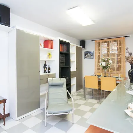 Rialto Glamour House Apartment *