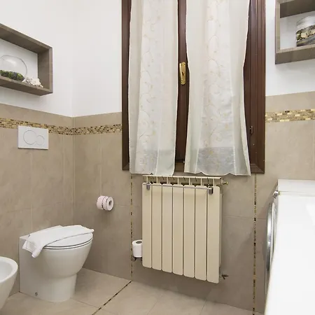 Rialto Glamour House Apartment